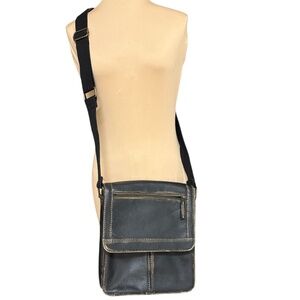 bag BLACK RIVET black distressed leather cross body messenger 10x11 multipocket